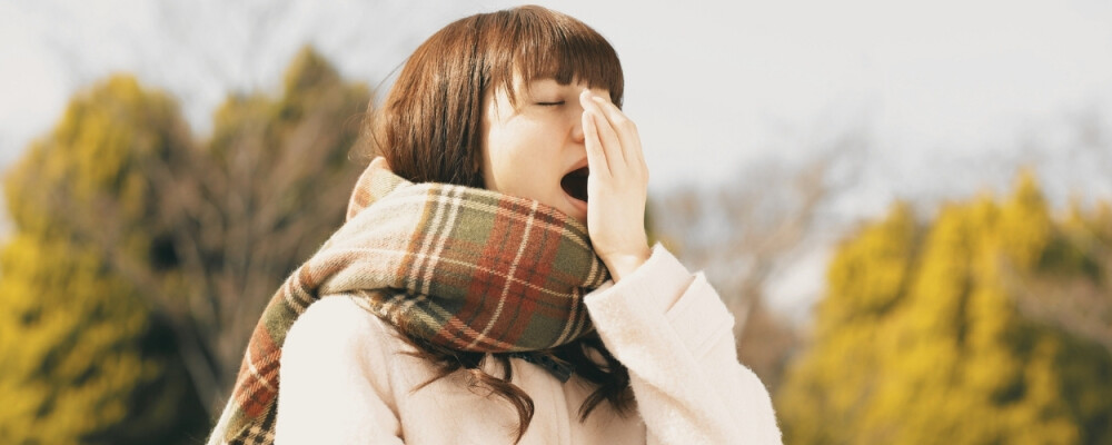 Wintermüdigkeit: Mit diesen 11 Tipps kommst du kraftvoller &amp; fröhlicher durch die kalte Jahreszeit. - Wintermüdigkeit: 11 wirkungsvolle Tipps