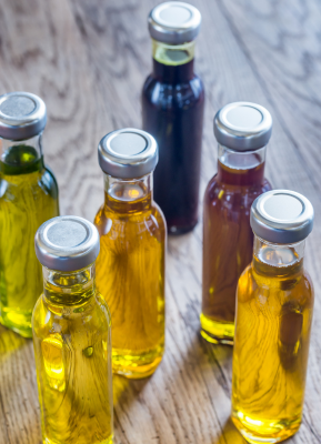 Öle im Vergleich: Was ist das gesündeste Öl? - Gute Öle: Welches Öl ist gesund? | vitalundfitmit100